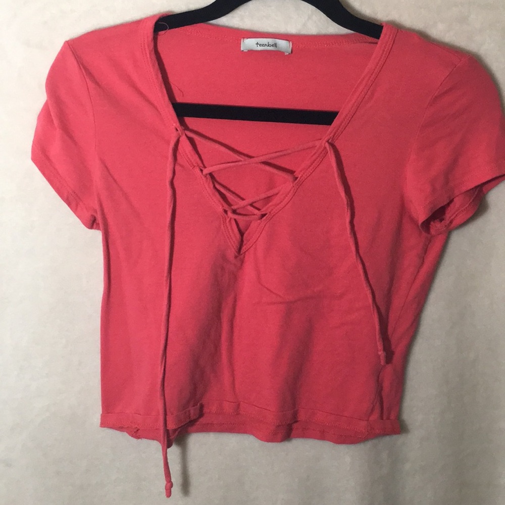 Teenbell pink crop top NWOT
